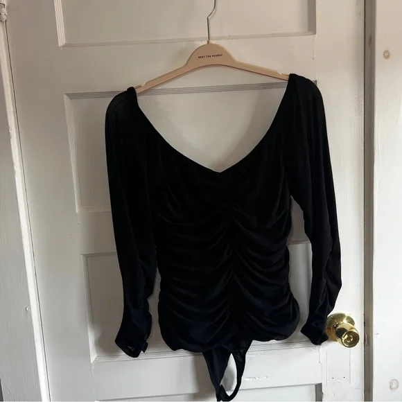 Astr Ruched Puff Sleeve Bodysuit in Sz XL - Picture 10 of 10